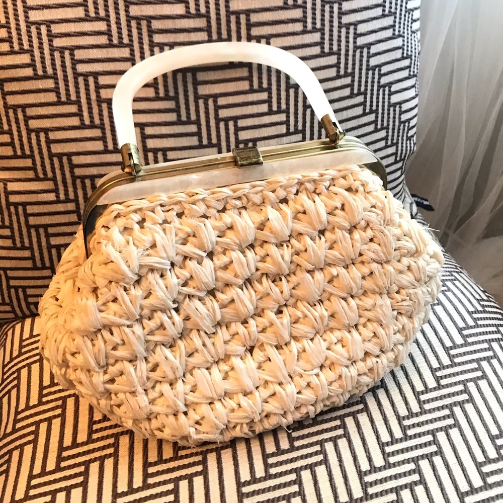 Vintage Gaymode Woven Handbag.